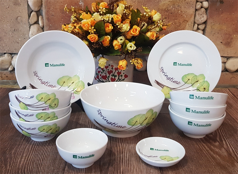 Bộ Đồ Ăn Hoa Cỏ Mùa Xuân In Logo Manulife