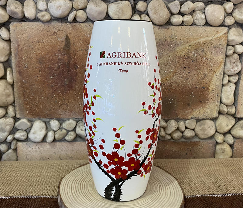 Lọ Hoa Dáng Bom Vẽ Hoa Đào In Logo Agribank