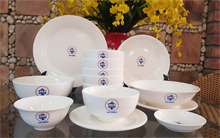 Bộ Đồ Ăn Men Trắng In Logo