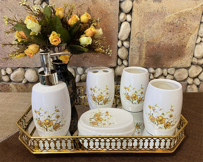 Bộ Sứ Vệ Sinh Hoa Mai Vàng