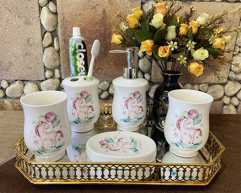 Bộ Sứ Vệ Sinh Ngựa Pony
